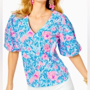 Lilly Pulitzer Ivee “Bondi Blue my Little Peony” Floral Puff Sleeve Cotton Vneck